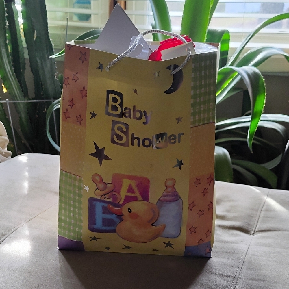 Baby Shower Gift Bag - Yellow